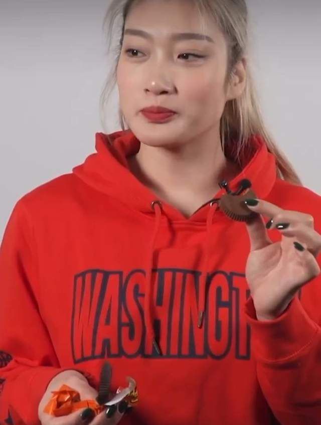 美女被艹在线