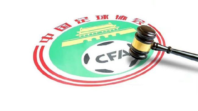 日本无翼乌全彩j奶无遮挡漫